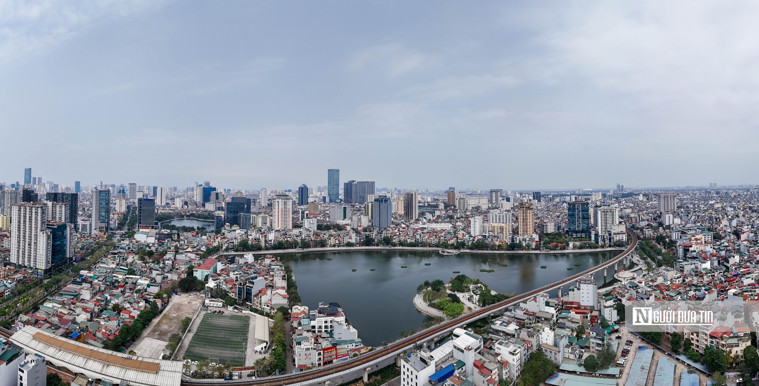 H&agrave; Nội: Cận cảnh c&ocirc;ng tr&igrave;nh ch&agrave;o mừng bầu cử - Ảnh 1.