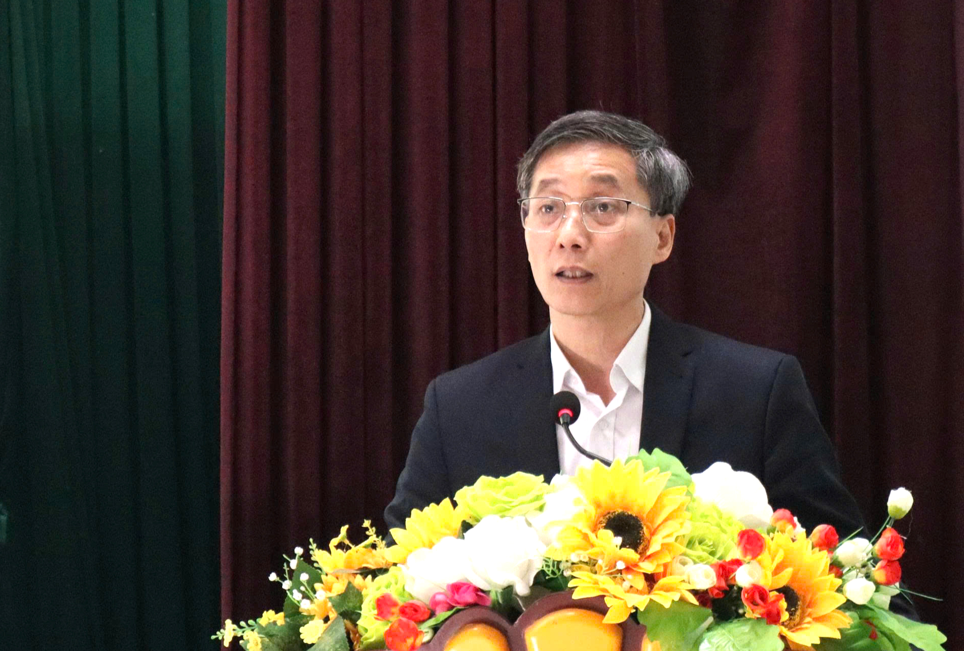 Ông Nguyễn Khánh Ngọc: Cử tri quan tâm pháp luật cho thấy nhận thức, trách nhiệm với Đất nước ngày càng cao- Ảnh 3.