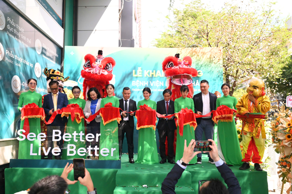 Khai trương Bệnh viện Mắt &Aacute; Ch&acirc;u tại trung t&acirc;m TP.HCM: Nhấn mạnh &ldquo;minh bạch - nh&acirc;n văn&rdquo; trong chăm s&oacute;c nh&atilde;n khoa- Ảnh 1.