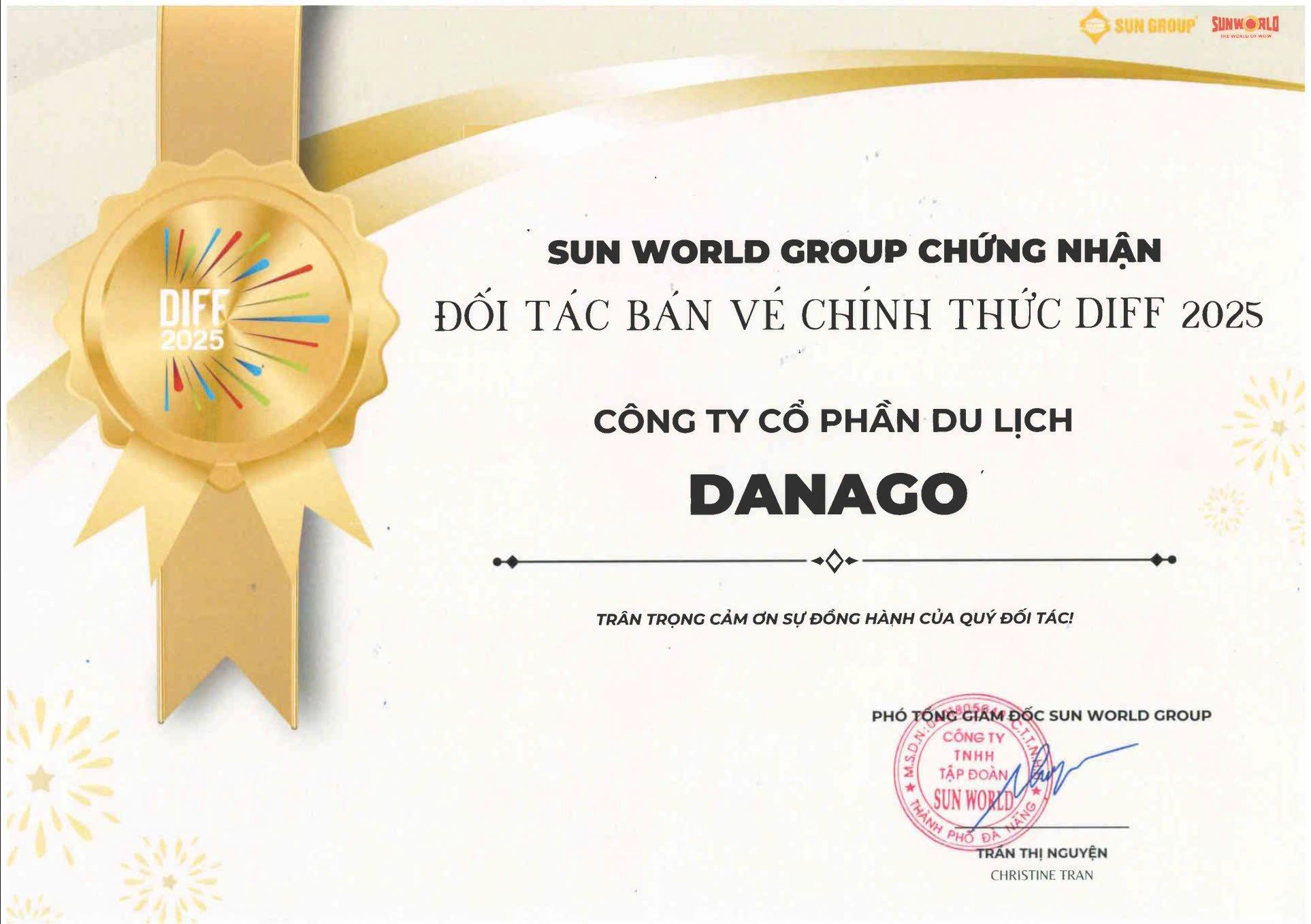Sức n&oacute;ng của m&ugrave;a h&egrave; Đ&agrave; Nẵng đang tăng l&ecirc;n từng ng&agrave;y khi Ban tổ chức vừa ch&iacute;nh thức "tr&igrave;nh l&agrave;ng" bảng gi&aacute; v&eacute; DIFF 2026 h&ocirc;m ng&agrave;y 07/03/2026. - Ảnh 4.