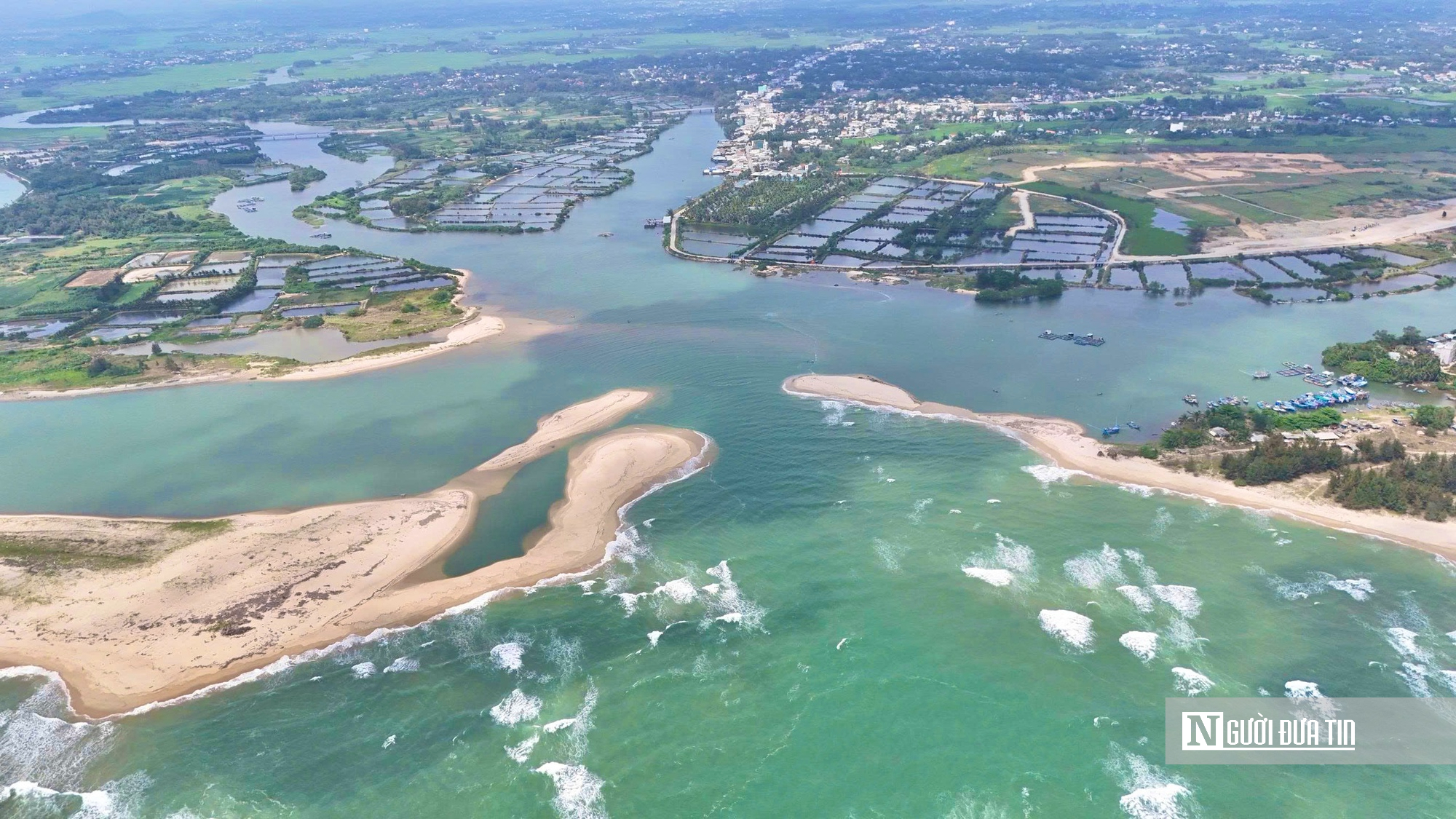 Cận cảnh cửa biển Quảng Ng&atilde;i dự kiến chi gần 1.000 tỷ đồng l&agrave;m k&egrave;- Ảnh 2.