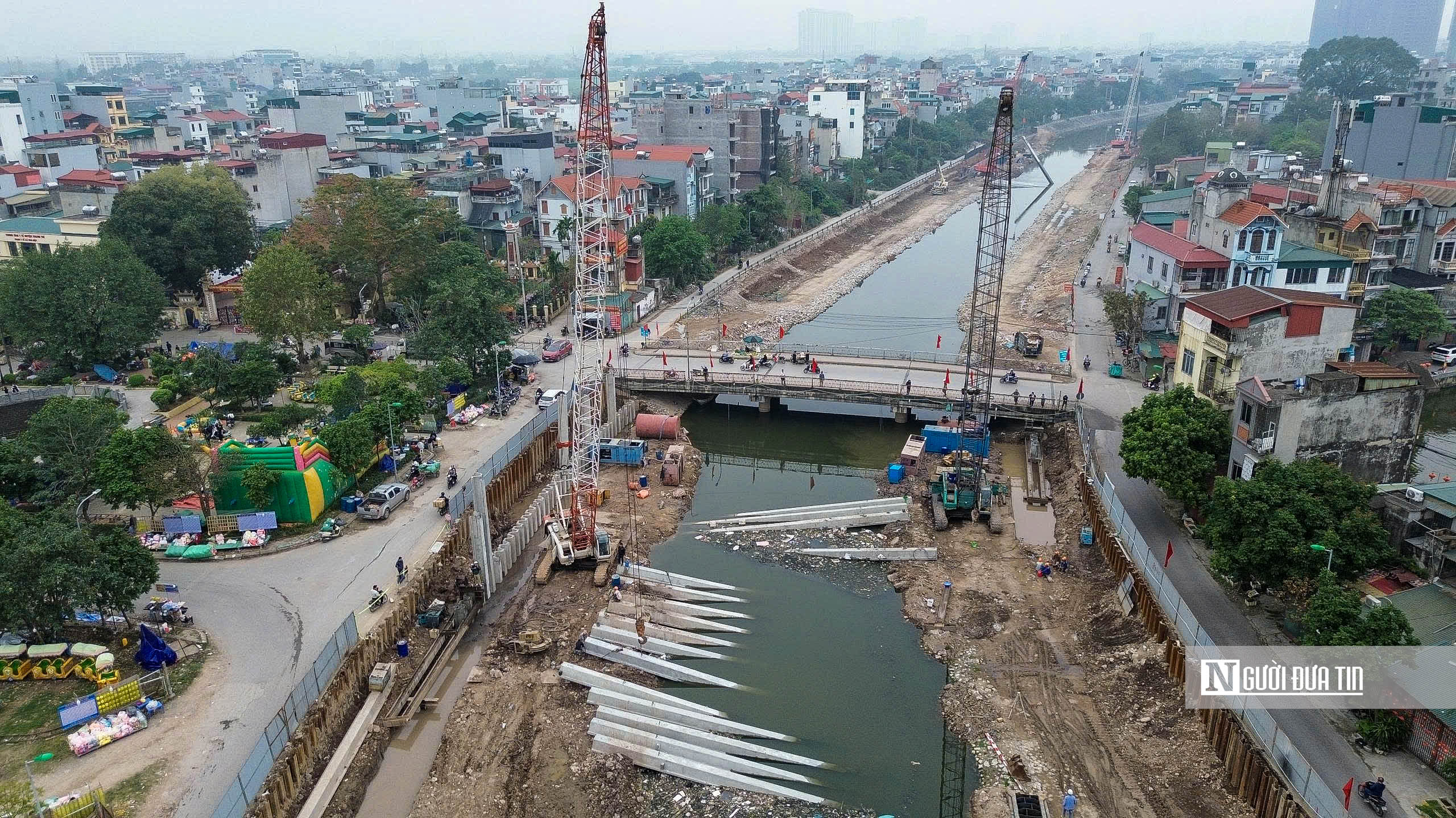 Cận cảnh thi công tại dự án chống ngập khẩn cấp tại Hà Nội - Ảnh 2.