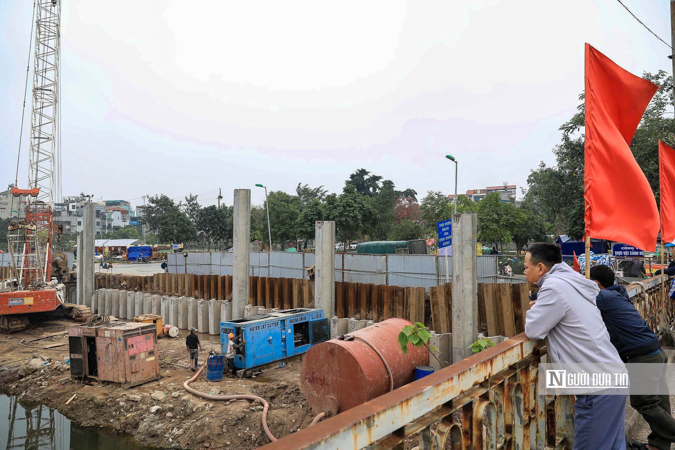 Cận cảnh thi công tại dự án chống ngập khẩn cấp tại Hà Nội - Ảnh 11.