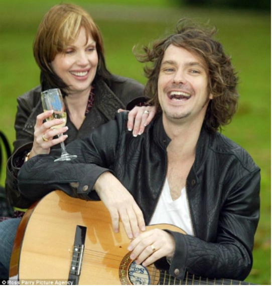 Tr&uacute;ng độc đắc 2,7 triệu USD, cặp vợ chồng từng &ldquo;kh&ocirc;ng bao giờ c&atilde;i nhau&rdquo; kết th&uacute;c bằng bi kịch kh&ocirc;ng ai ngờ - Ảnh 2.