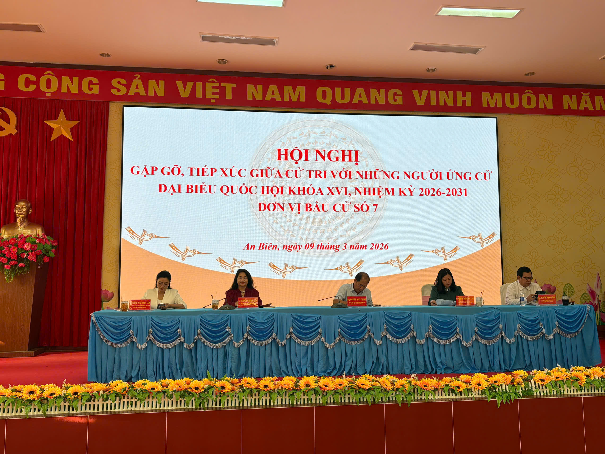 Bà Nguyễn Quỳnh Liên tiếp xúc cử tri xã An Biên, An Tây, tỉnh An Giang- Ảnh 2.