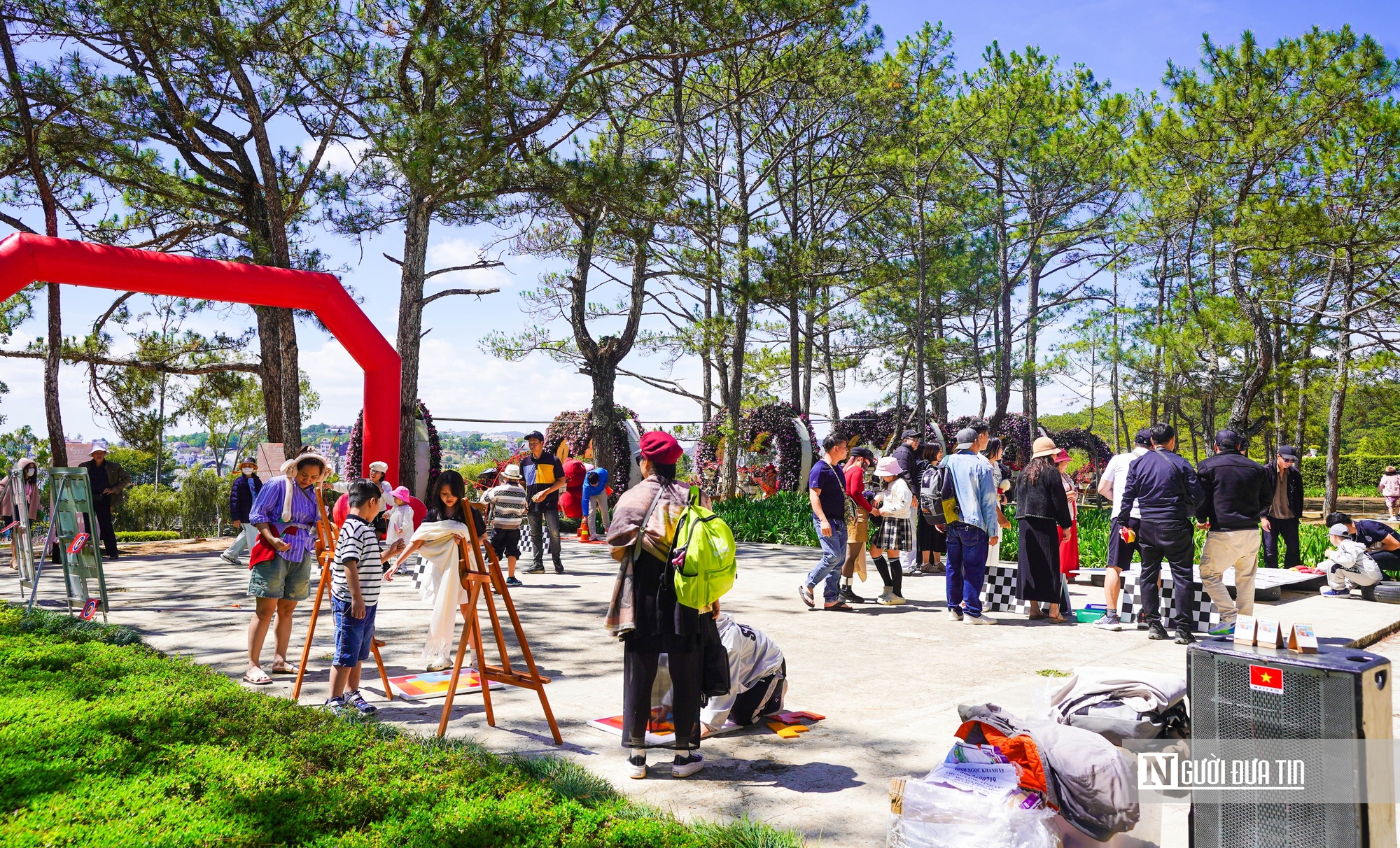 Tăng kích cầu du lịch, phân luồng xe vào trung tâm Đà Lạt khi sân bay Liên Khương tạm đóng cửa- Ảnh 9.