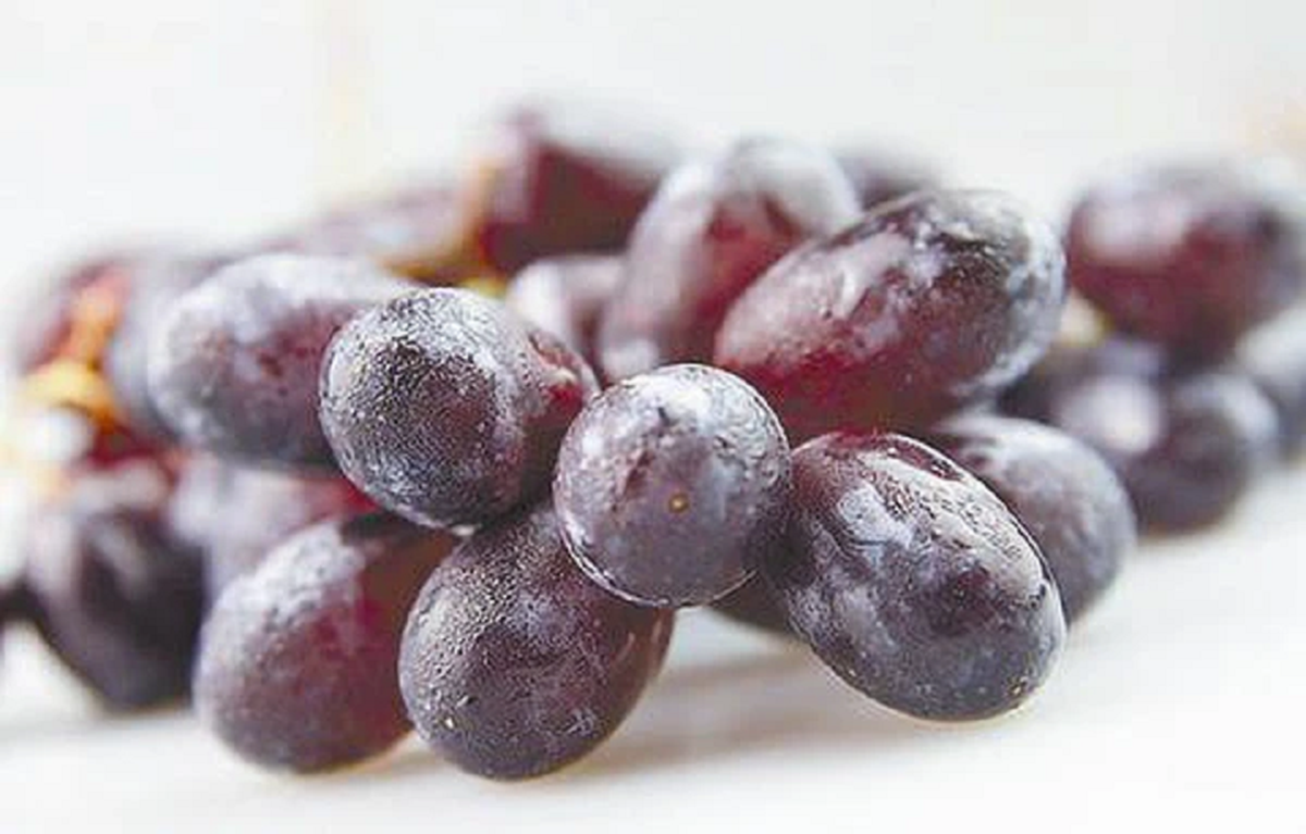 Loại quả dễ "tắm" thuốc trừ sâu, đi chợ đừng mua vội vàng - Ảnh 1.