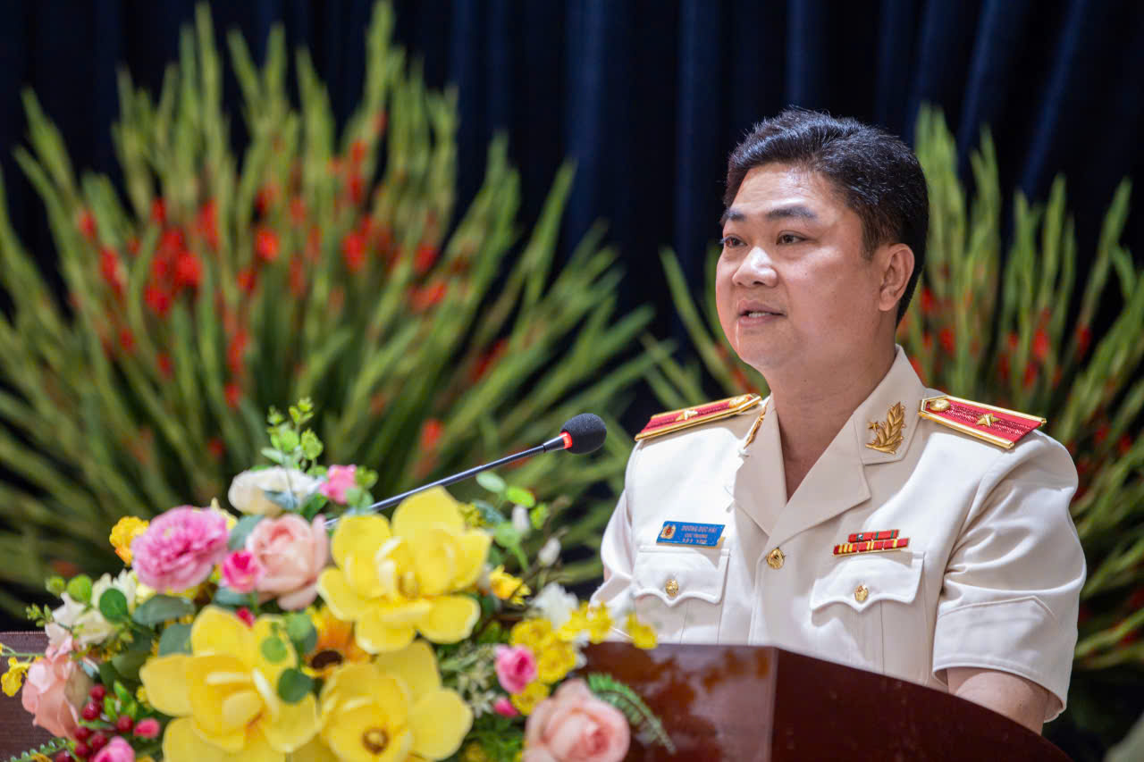 Phó Giám đốc CATP được bổ nhiệm giữ chức vụ Cục trưởng Cục Cảnh sát PCCC và CNCH - Ảnh 3.