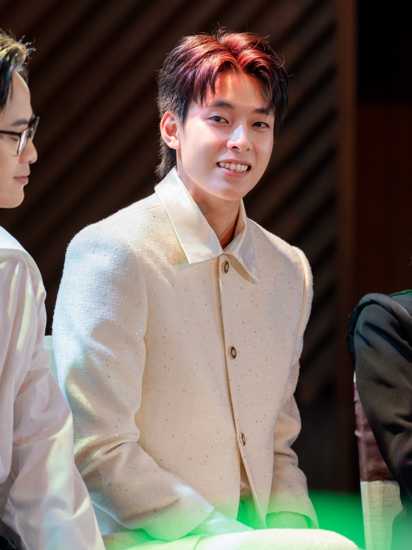 Chàng trai 1,92m vụt sáng sau phim 450 tỷ: Từ người mẫu tay ngang thành gương mặt đắt show- Ảnh 5.