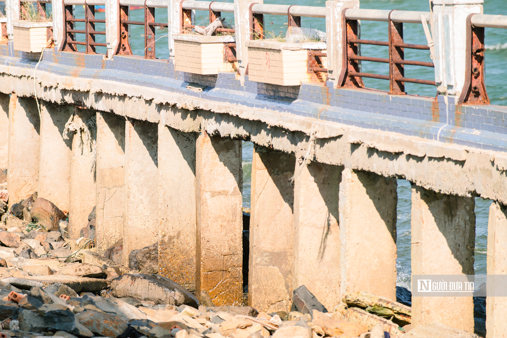 Đắk Lắk: Người d&acirc;n bất an v&igrave; bờ k&egrave; Bạch Đằng sạt lở, mong sớm khởi c&ocirc;ng sửa chữa- Ảnh 8.