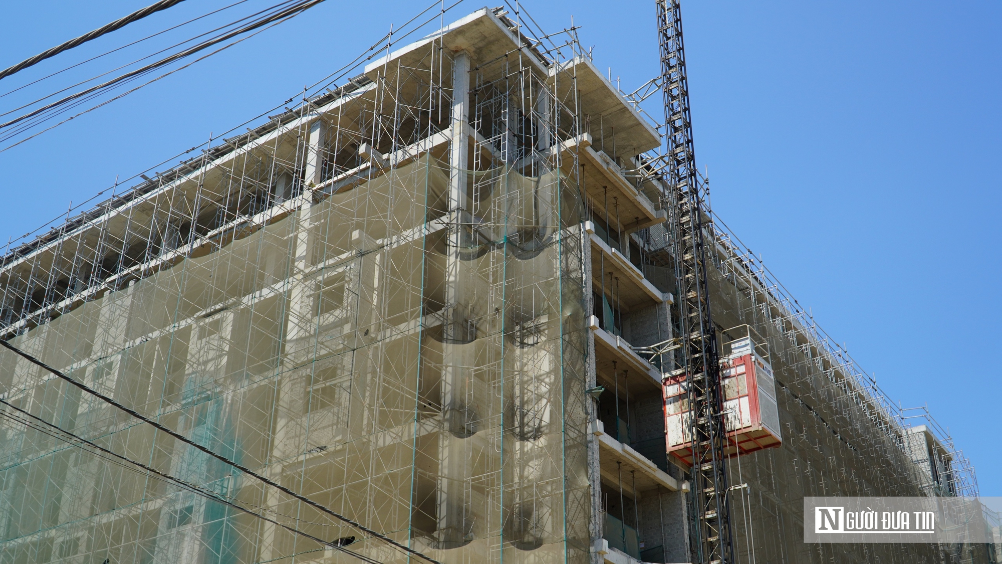 Cận cảnh đại c&ocirc;ng trường t&aacute;i định cư ven s&ocirc;ng C&agrave; Ty, gấp r&uacute;t về đ&iacute;ch nhưng c&ograve;n nhiều &ldquo;n&uacute;t thắt&rdquo; - Ảnh 4.