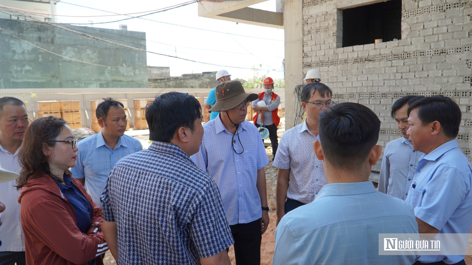 Cận cảnh đại c&ocirc;ng trường t&aacute;i định cư ven s&ocirc;ng C&agrave; Ty, gấp r&uacute;t về đ&iacute;ch nhưng c&ograve;n nhiều &ldquo;n&uacute;t thắt&rdquo; - Ảnh 11.