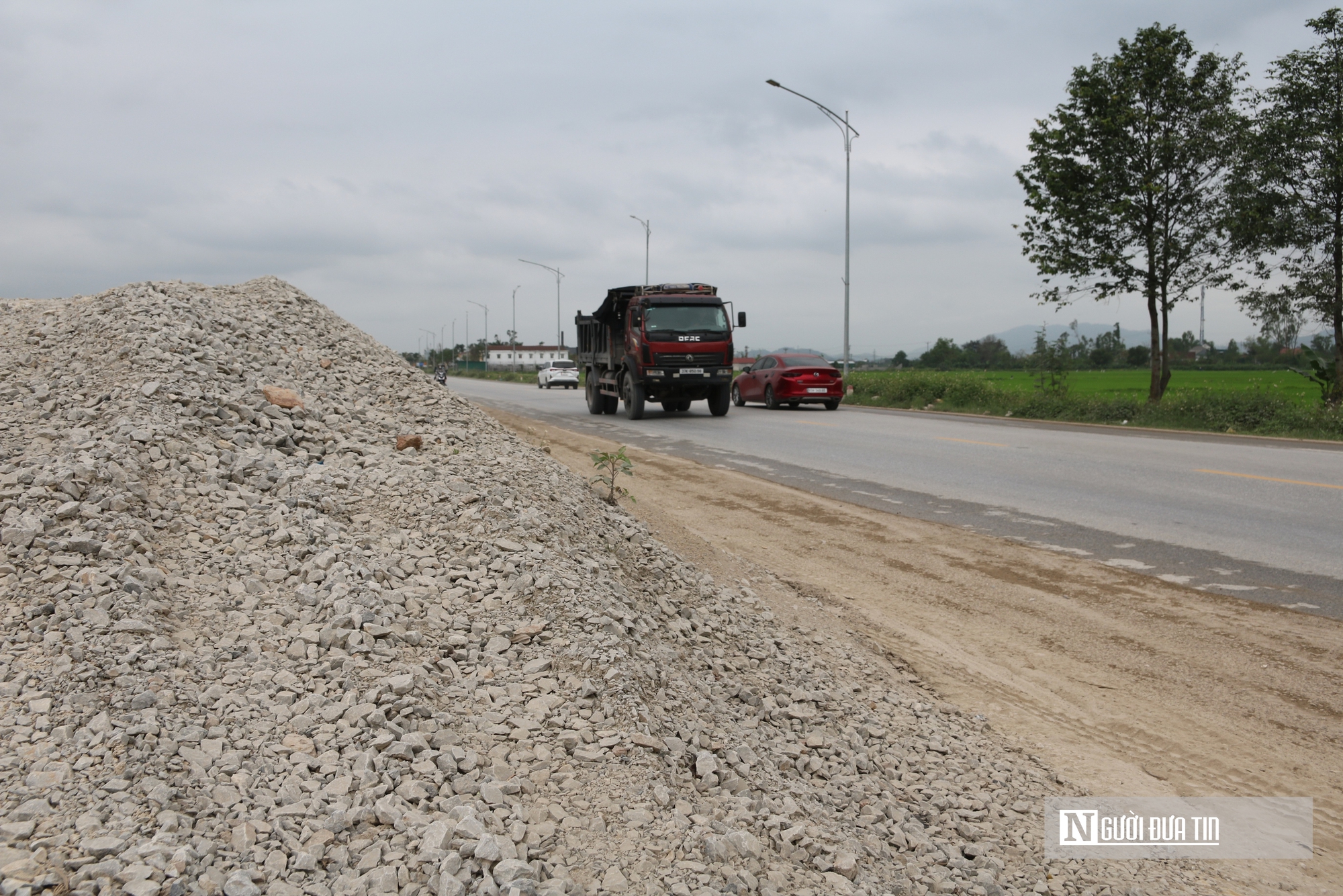 Tháo gỡ điểm nghẽn, đẩy nhanh tiến độ dự án 500 tỷ đồng mở rộng Quốc lộ 46- Ảnh 3.