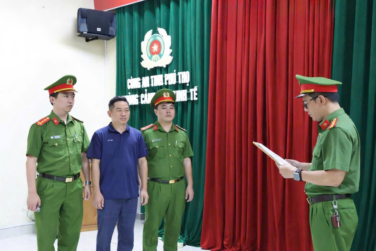 Vụ triệt phá nhóm 