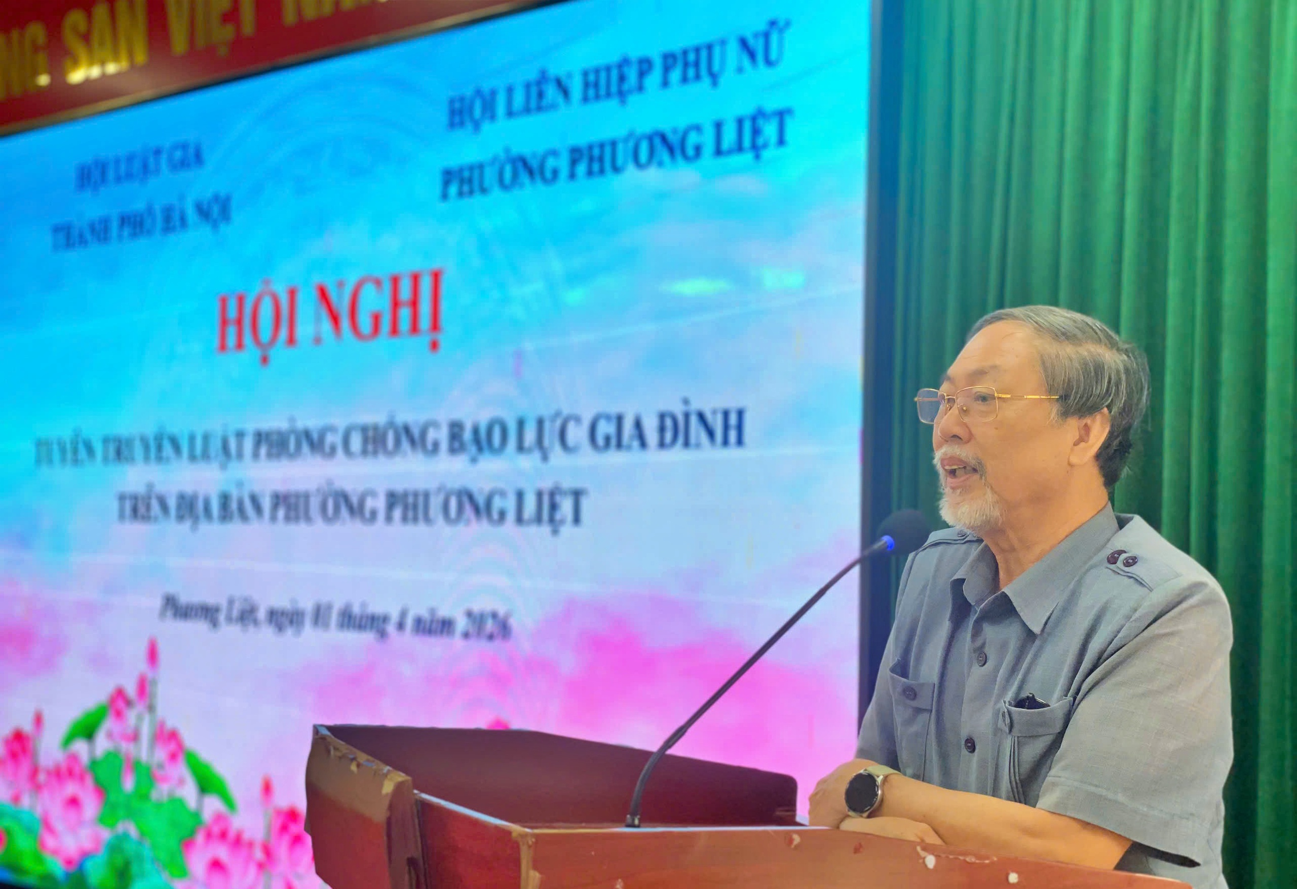 Hội Luật gia Tp.Hà Nội đẩy mạnh tuyên truyền phòng, chống bạo lực gia đình tới người dân - Ảnh 2.