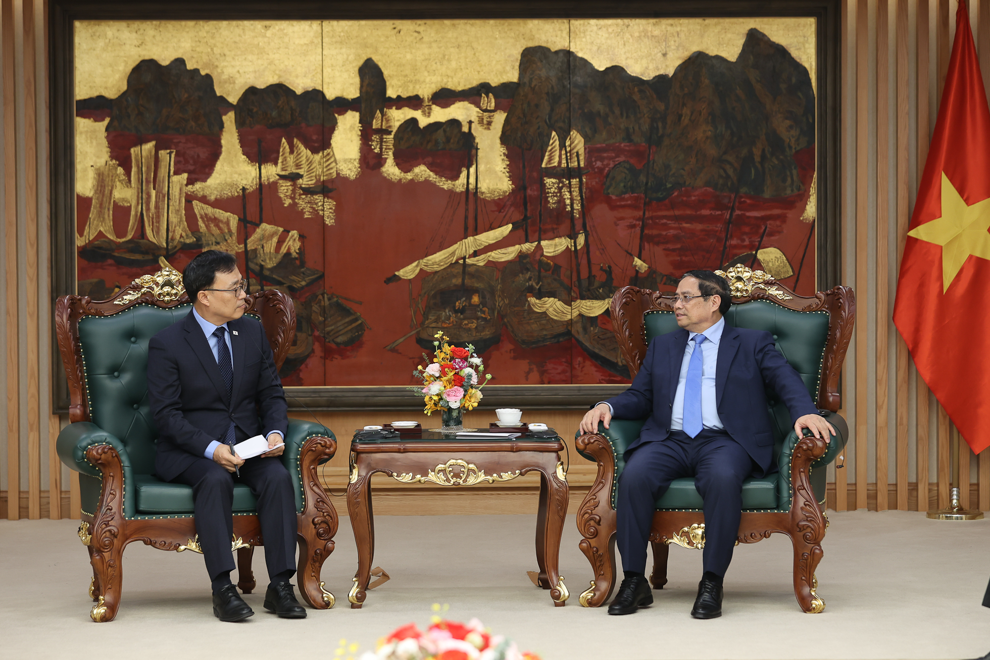 Thủ tướng đề nghị Hàn Quốc chia sẻ kinh nghiệm quản trị năng lượng- Ảnh 1.