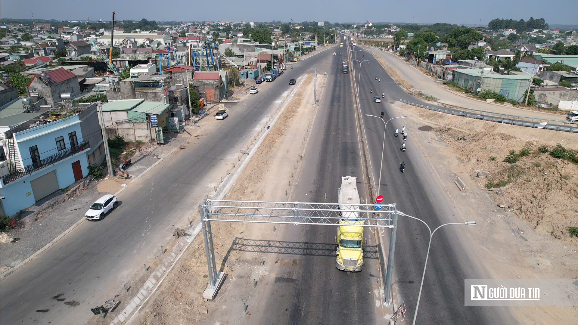 Cao tốc Bi&ecirc;n H&ograve;a &ndash; Vũng T&agrave;u &ldquo;chạy nước r&uacute;t&rdquo; trước ng&agrave;y th&ocirc;ng xe - Ảnh 7.