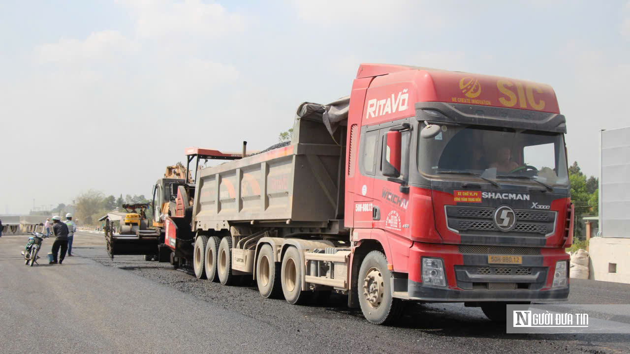 Cao tốc Bi&ecirc;n H&ograve;a &ndash; Vũng T&agrave;u &ldquo;chạy nước r&uacute;t&rdquo; trước ng&agrave;y th&ocirc;ng xe - Ảnh 12.