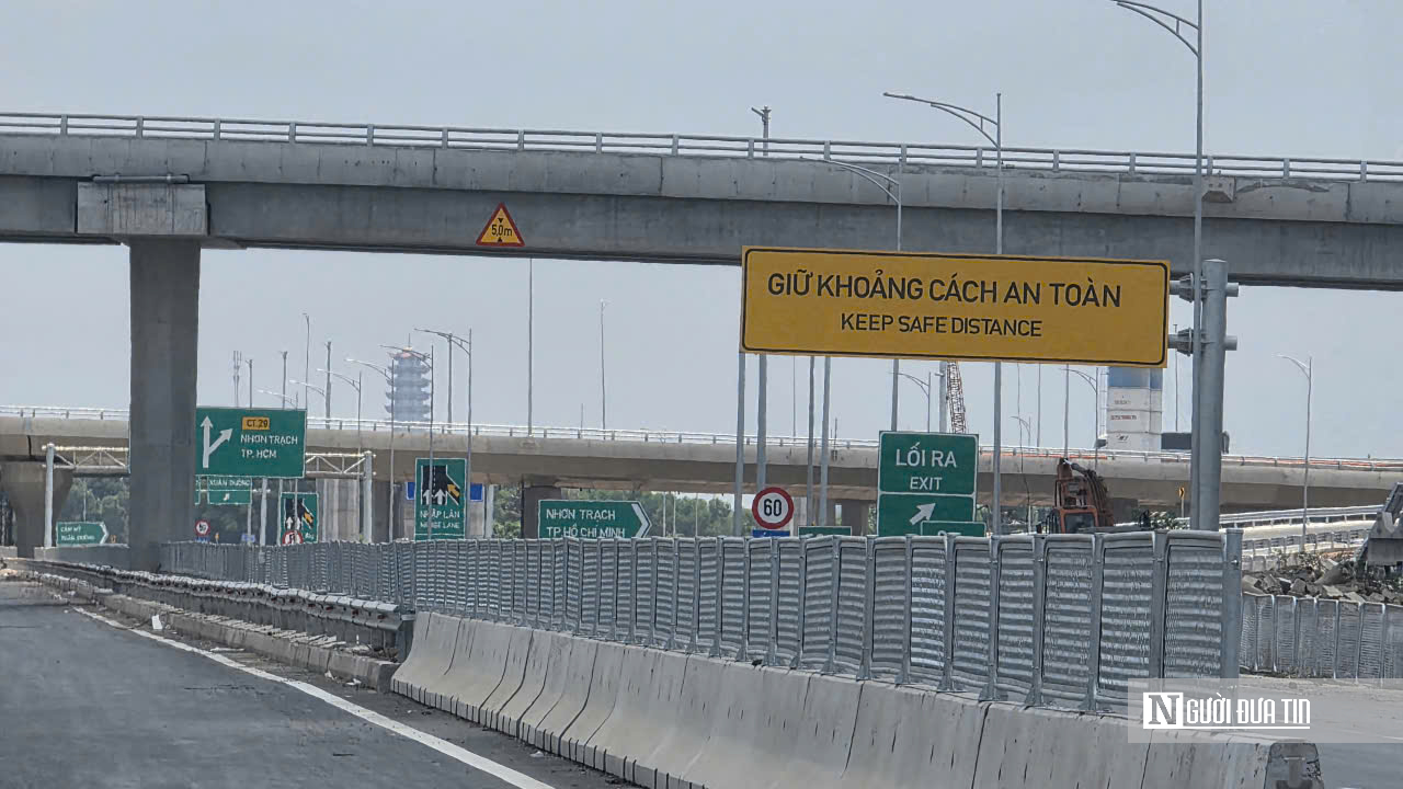 Cao tốc Bi&ecirc;n H&ograve;a &ndash; Vũng T&agrave;u &ldquo;chạy nước r&uacute;t&rdquo; trước ng&agrave;y th&ocirc;ng xe - Ảnh 13.