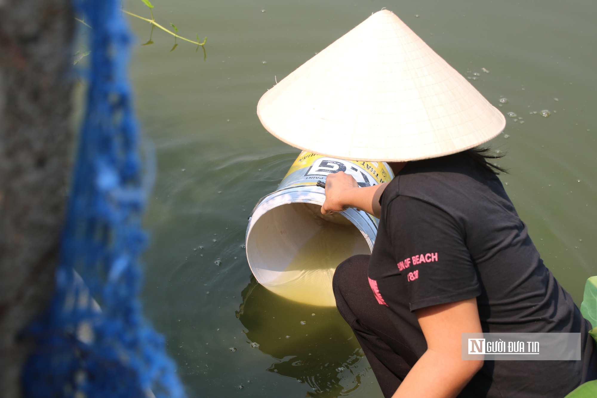 Người dân khốn đốn vì mất nước sạch hơn 1 tháng giữa thời tiết nắng nóng- Ảnh 8. Người dân khốn đốn vì mất nước sạch hơn 1 tháng giữa thời tiết nắng nóng- Ảnh 8.