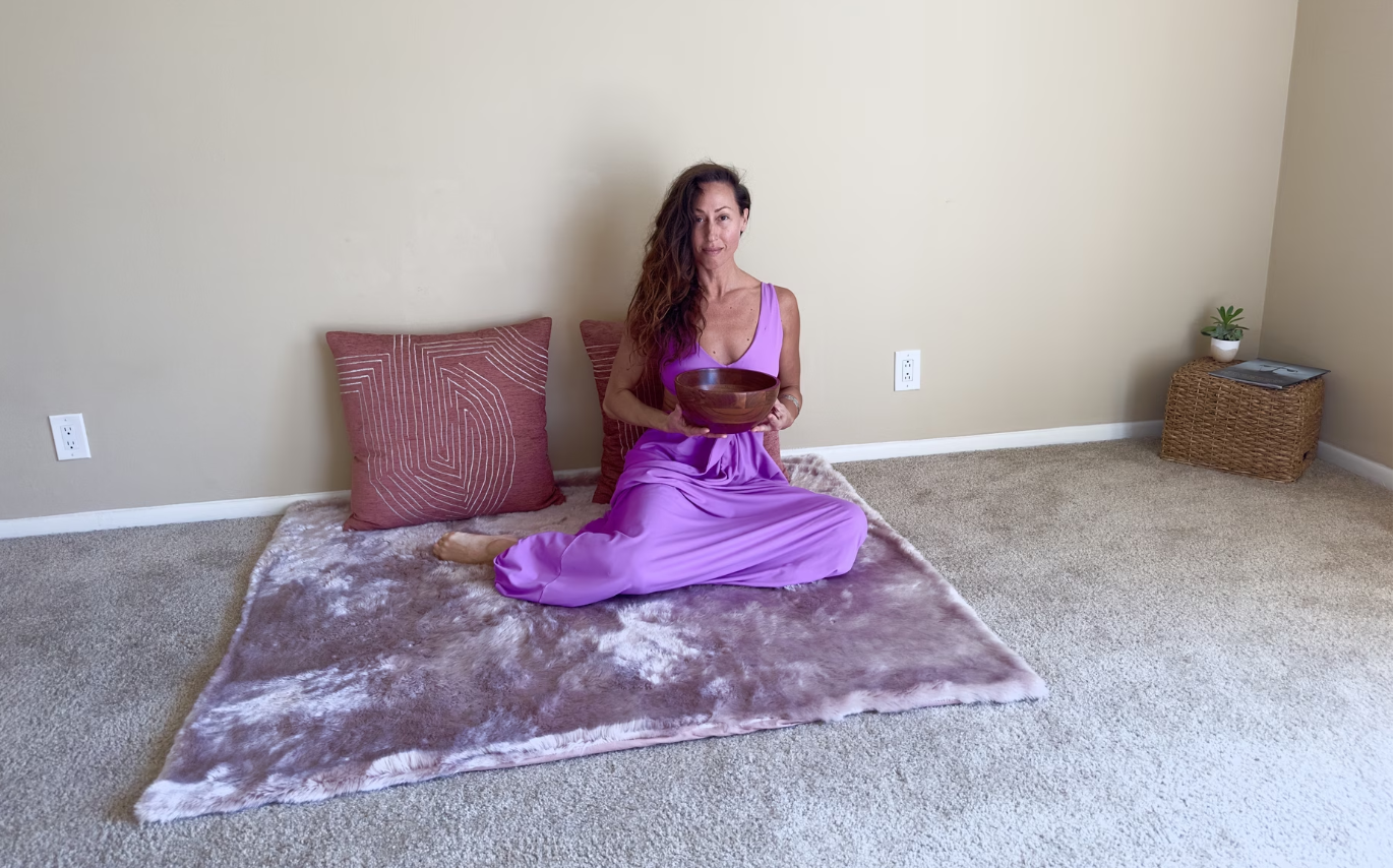 Cô gái Mỹ sống “không giường, không đồ đạc”: Tối giản cực đoan để tiết kiệm nghìn USD mỗi tháng - Ảnh 2.