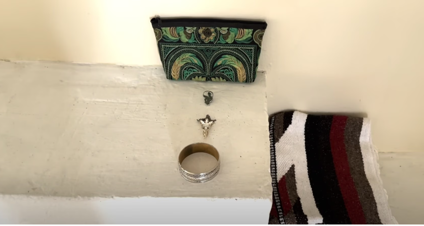 Cô gái Mỹ sống “không giường, không đồ đạc”: Tối giản cực đoan để tiết kiệm nghìn USD mỗi tháng - Ảnh 6.