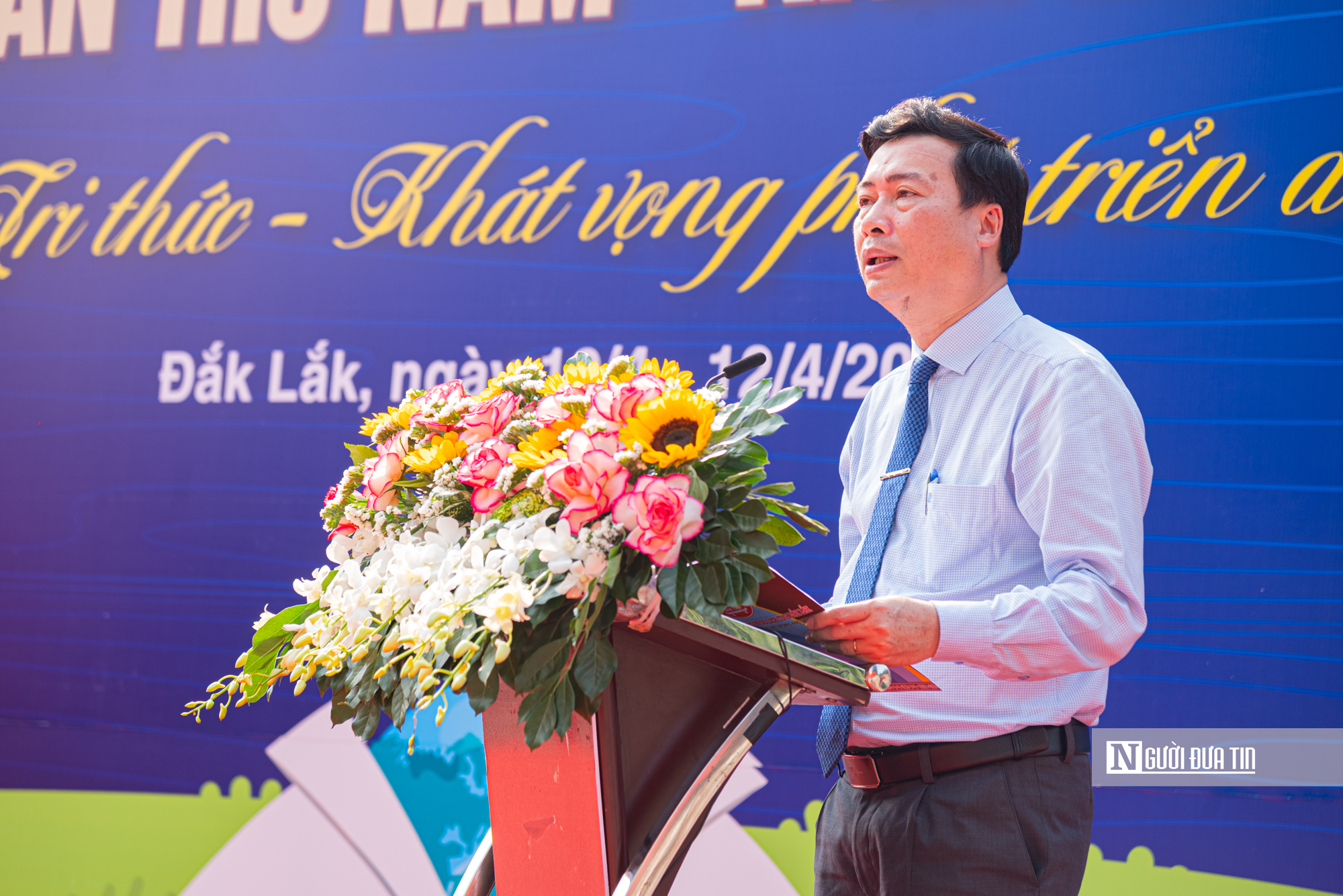 Đắk Lắk: Lan toả đam mê đọc sách, đại sứ văn hóa đọc đến cộng đồng- Ảnh 3. Đắk Lắk: Lan toả đam mê đọc sách, đại sứ văn hóa đọc đến cộng đồng- Ảnh 3.