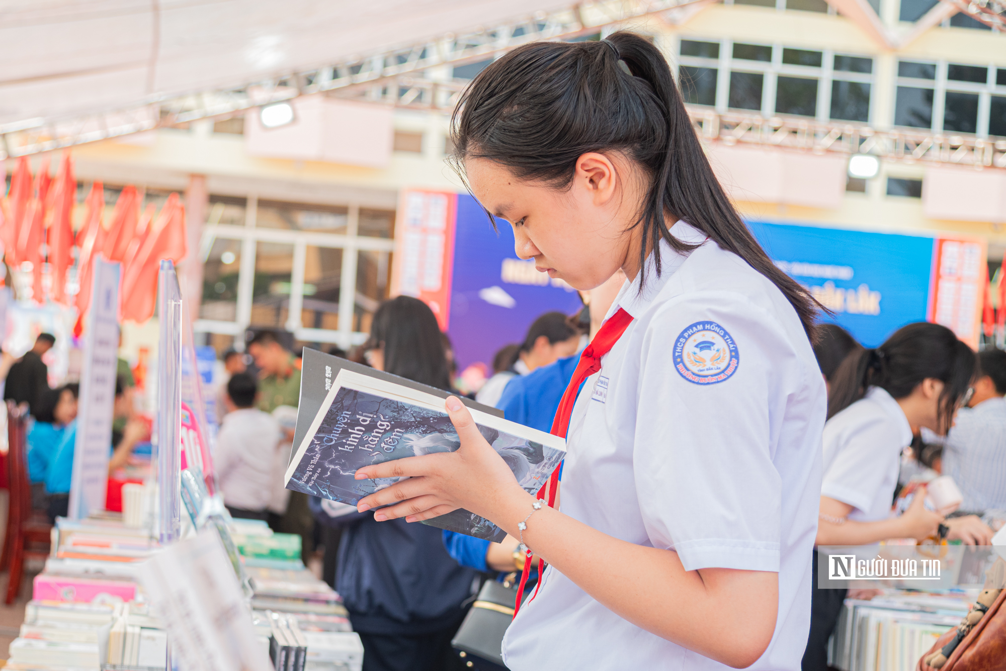 Đắk Lắk: Lan toả đam mê đọc sách, đại sứ văn hóa đọc đến cộng đồng- Ảnh 12. Đắk Lắk: Lan toả đam mê đọc sách, đại sứ văn hóa đọc đến cộng đồng- Ảnh 12.