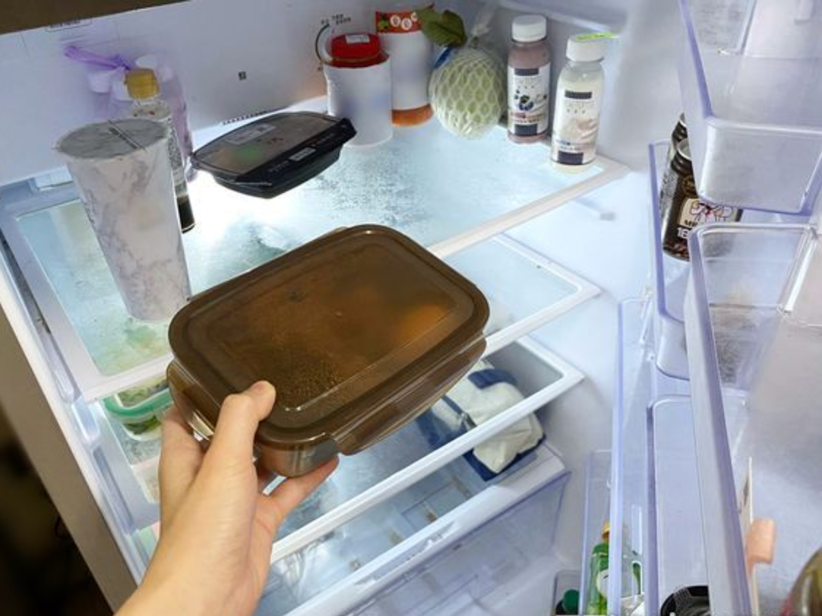 Người phụ nữ 35 tuổi tử vong sau ăn đồ thừa trong tủ lạnh, bác sĩ nhắc tên thói quen 