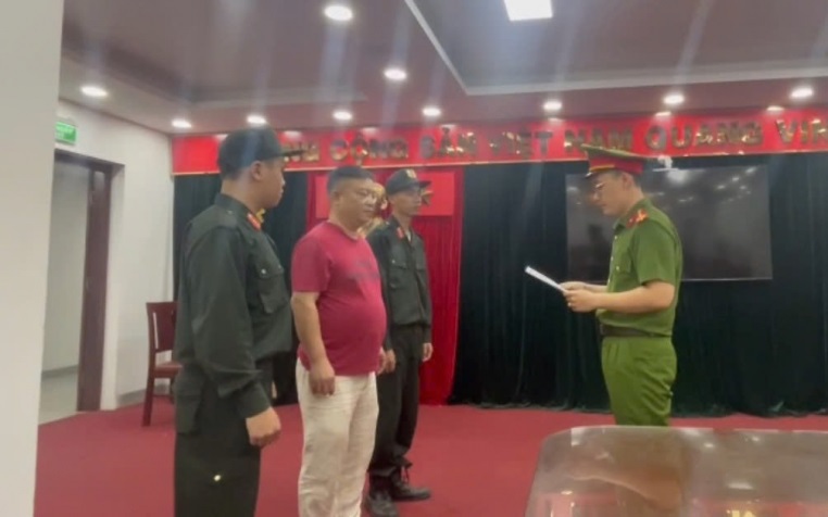 Bắt Giữ Viện Trưởng Viện Pháp Y Tâm Thần Vì Tổ Chức 'Chạy' Kết Luận Giả