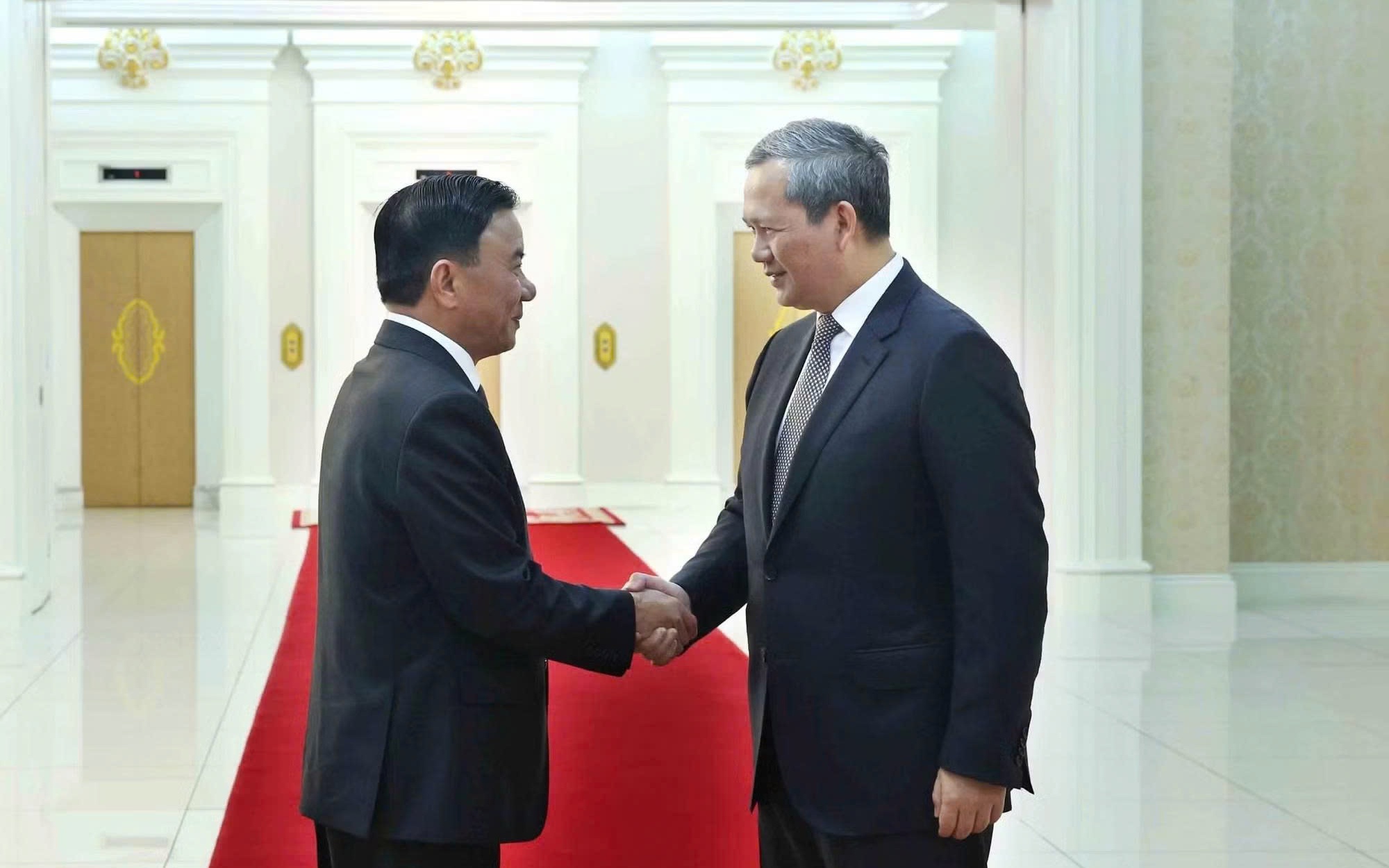 Thường trực Ban Bí thư Trần Cẩm Tú hội kiến Thủ tướng Campuchia Hun Manet, thúc đẩy hợp tác toàn diện