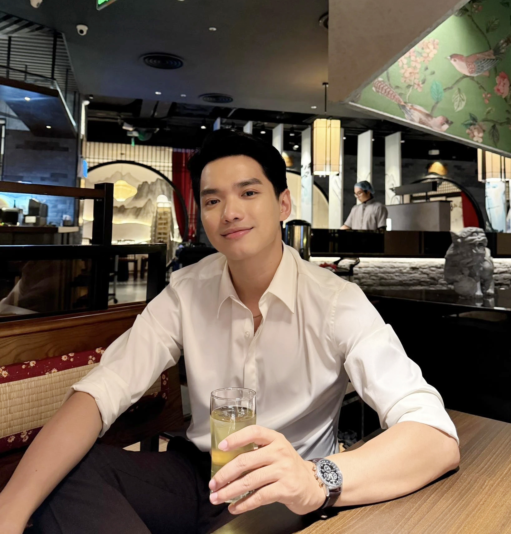 Đời thường phong trần, lãng tử gây sốt của nam MC gen Z của VTV- Ảnh 11.