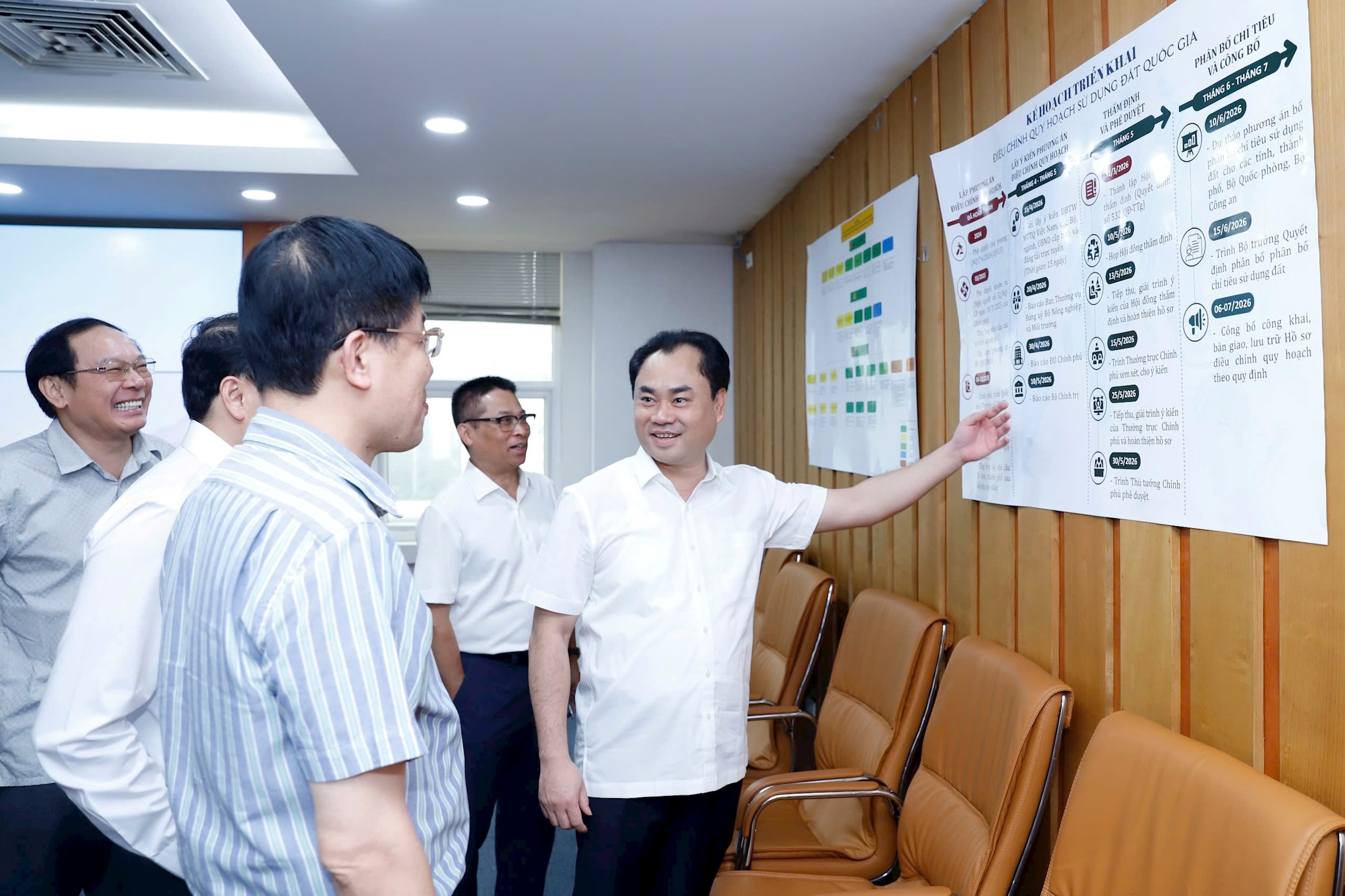 Bộ trưởng Trịnh Việt Hùng: Sửa đổi luật phải đảm bảo để luật 