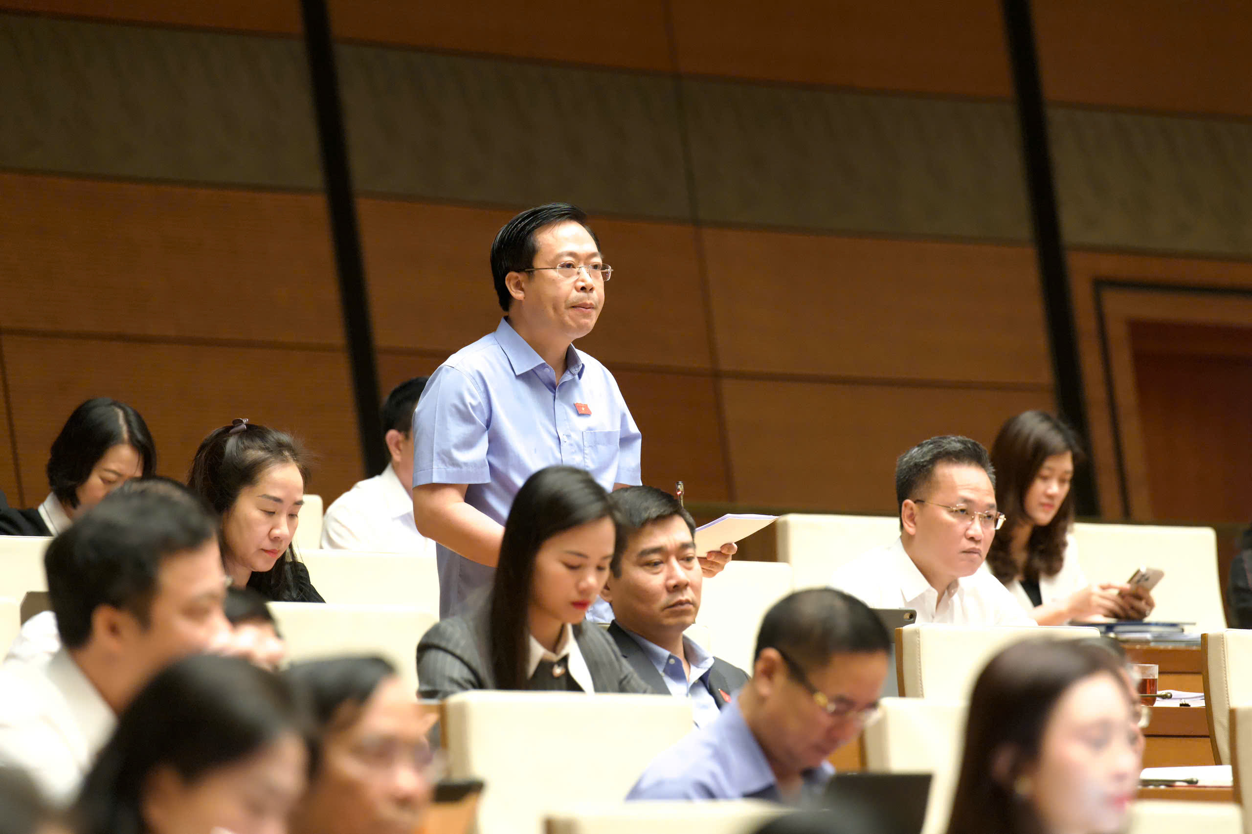 ĐBQH đề nghị gỡ rối cho bên bán bất động sản vì một quy định khi công chứng đặt cọc- Ảnh 3.