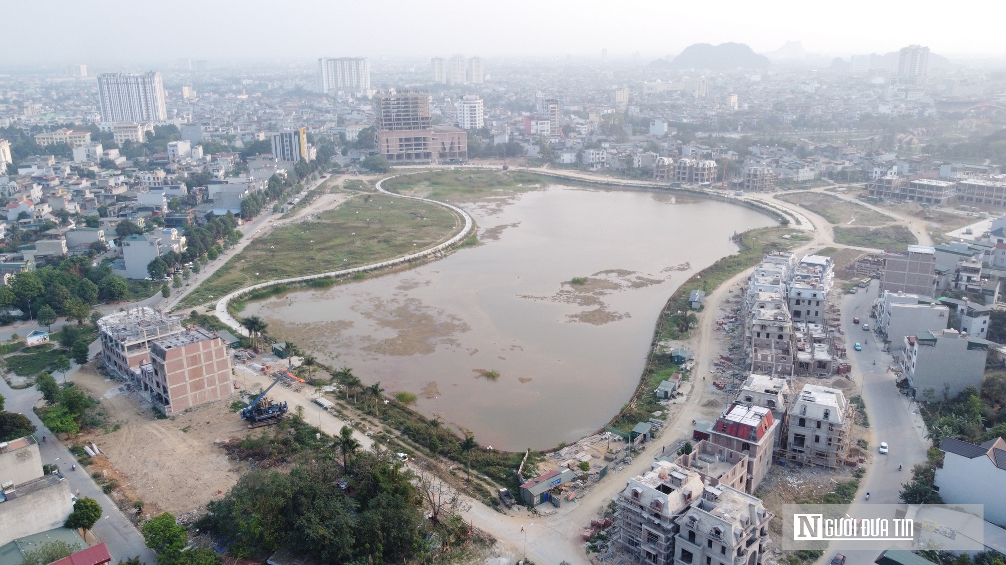 C&ocirc;ng vi&ecirc;n nước Đ&ocirc;ng Hương 600 tỷ đồng vẫn ngổn ngang sau 8 năm thực hiện- Ảnh 1.