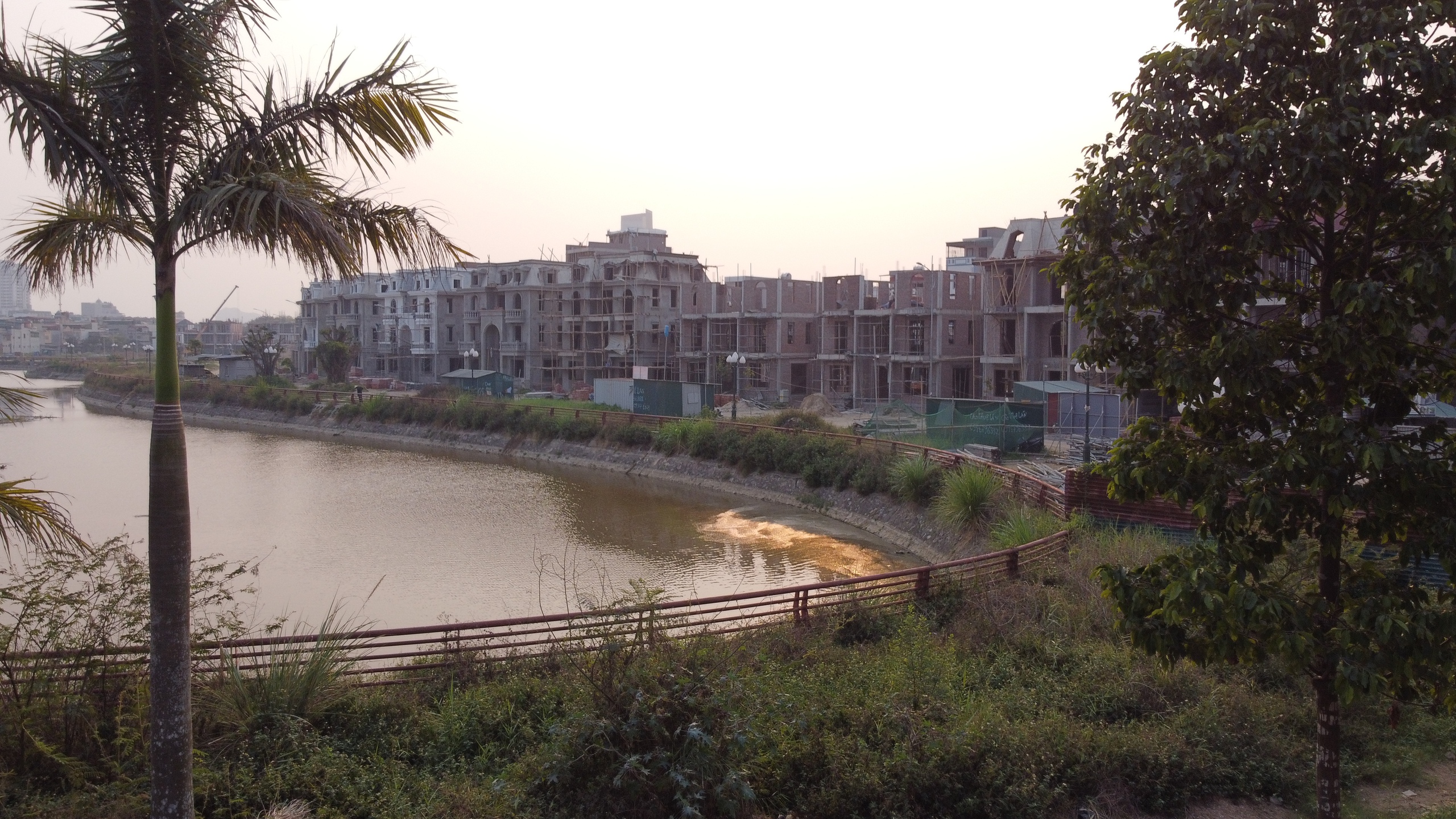 Công viên nước Đông Hương 600 tỷ đồng vẫn ngổn ngang sau 8 năm thực hiện- Ảnh 13.