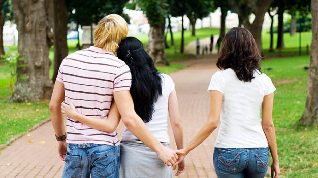 Từ 18/5, vi phạm chế độ một vợ, một chồng bị phạt lên đến 10 triệu đồng - Ảnh 1.