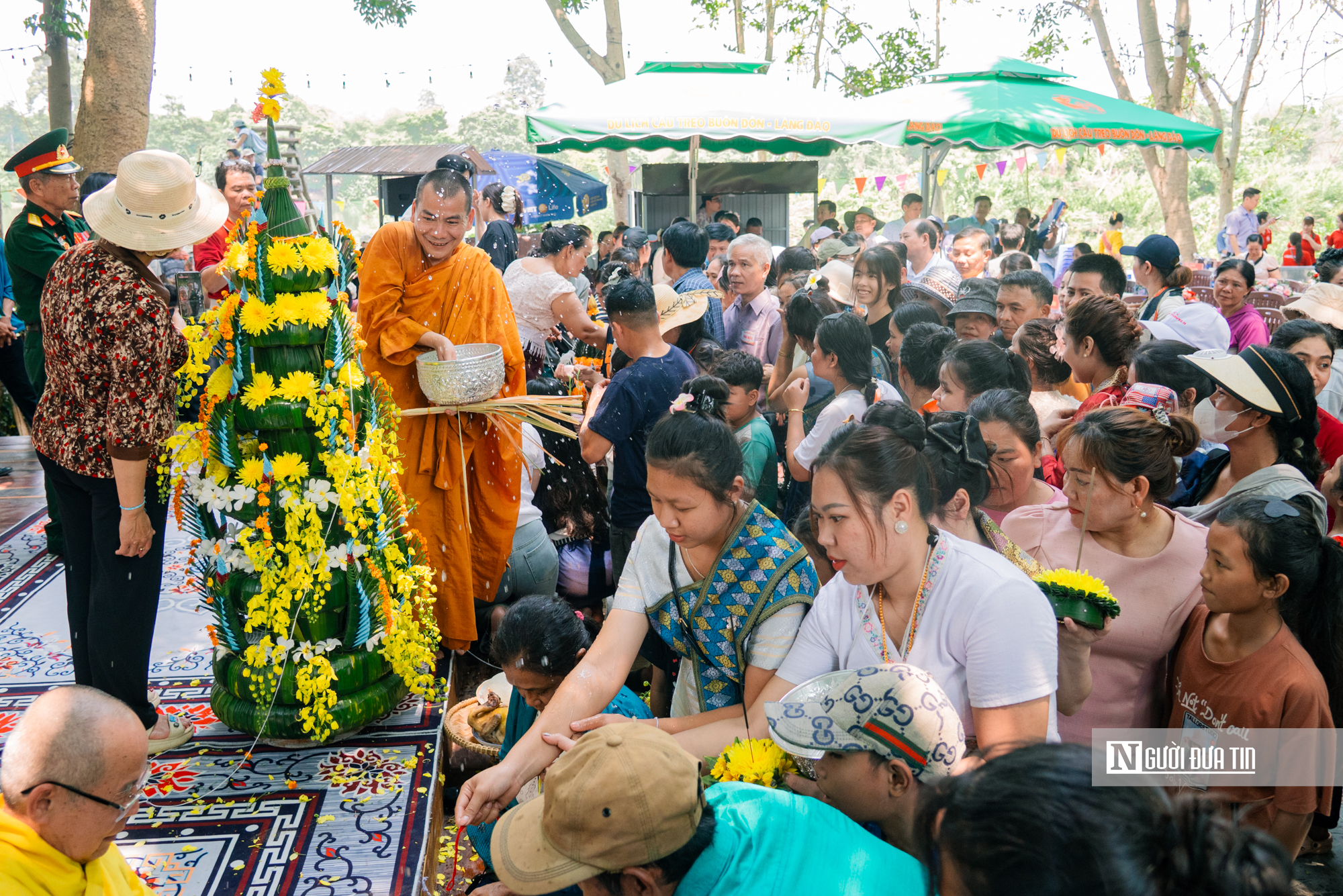 Độc đ&aacute;o c&aacute;c nghi thức Phật gi&aacute;o trong Tết Bunpimay của người L&agrave;o tại Đắk Lắk- Ảnh 15.