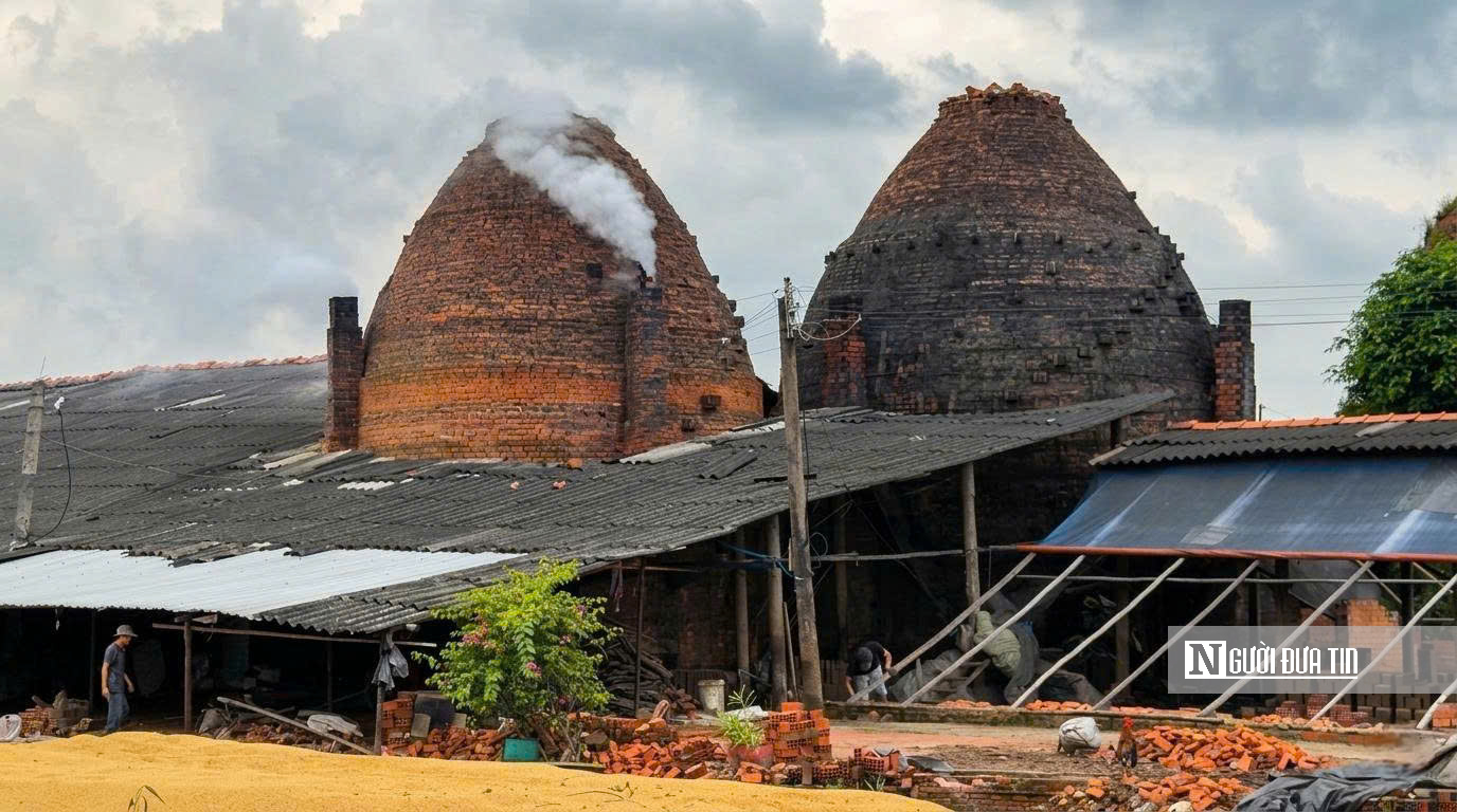 Ngắm “vương quốc lò gạch” Mang Thít di sản độc đáo miền Tây- Ảnh 6. Ngắm “vương quốc lò gạch” Mang Thít di sản độc đáo miền Tây- Ảnh 6.
