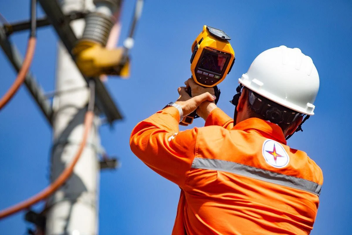 Nắng nóng đẩy phụ tải lập đỉnh, ngành điện chuẩn bị kịch bản tăng tới 14,1%- Ảnh 1.