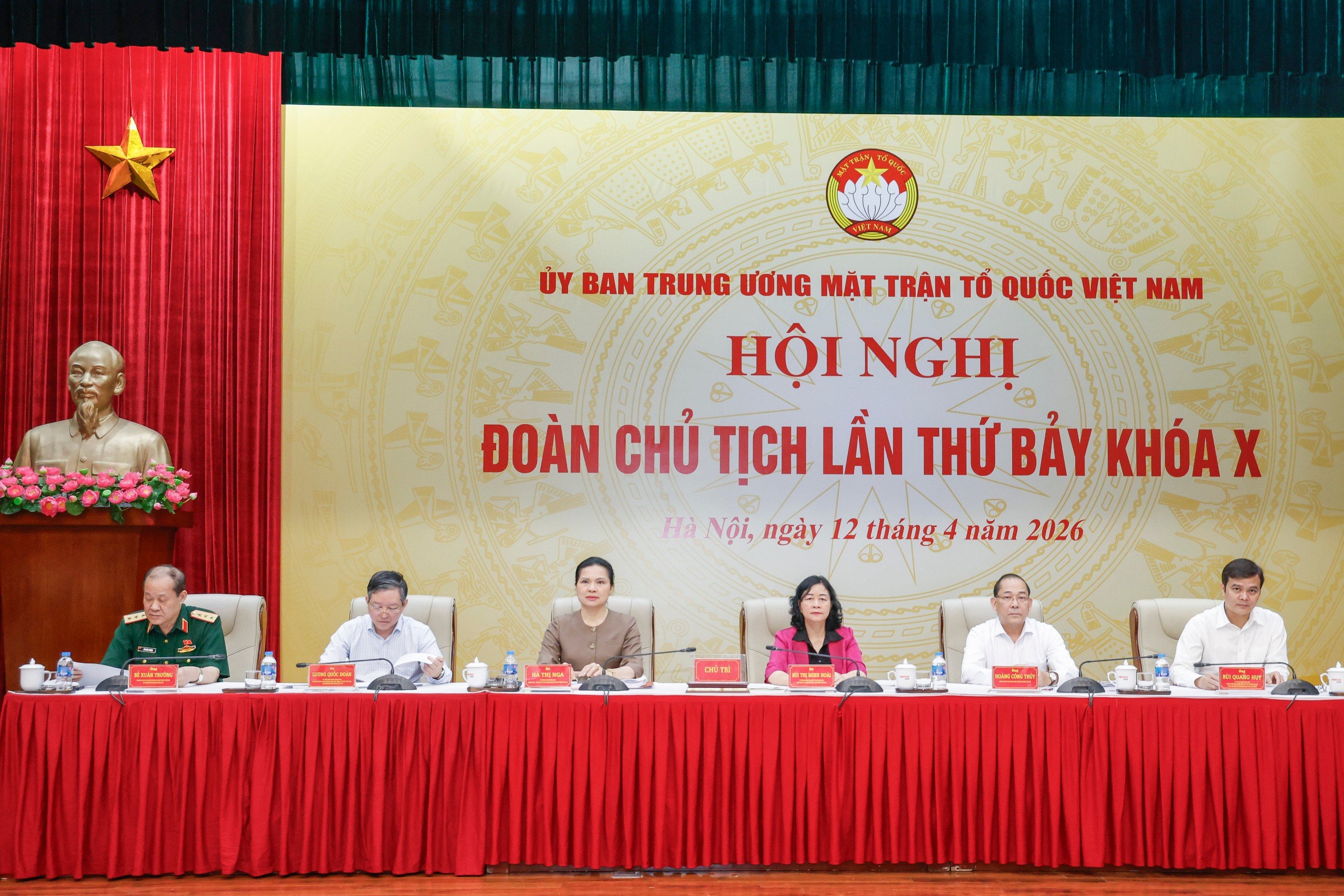 Hội nghị Đoàn Chủ tịch MTTQ Việt Nam lần thứ 7: Hoàn thiện văn kiện, chuẩn bị Đại hội XI - Ảnh 3.