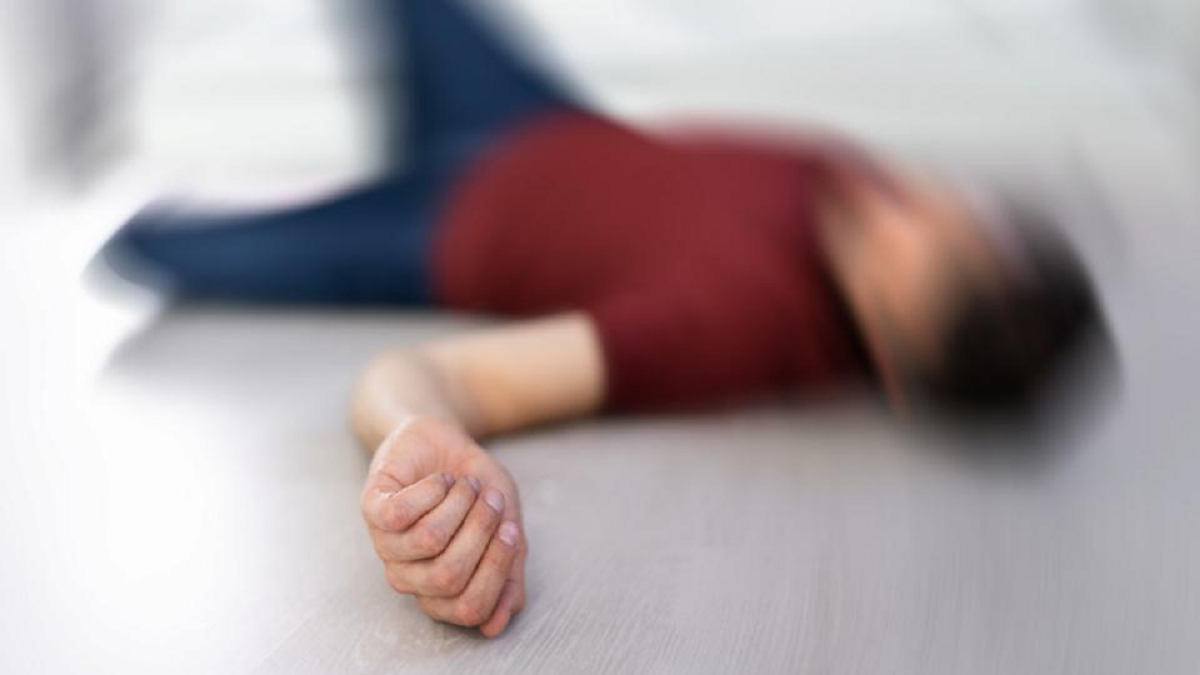 Người đàn ông 28 tuổi tử vong khi đang làm việc, bác sĩ nhắc 