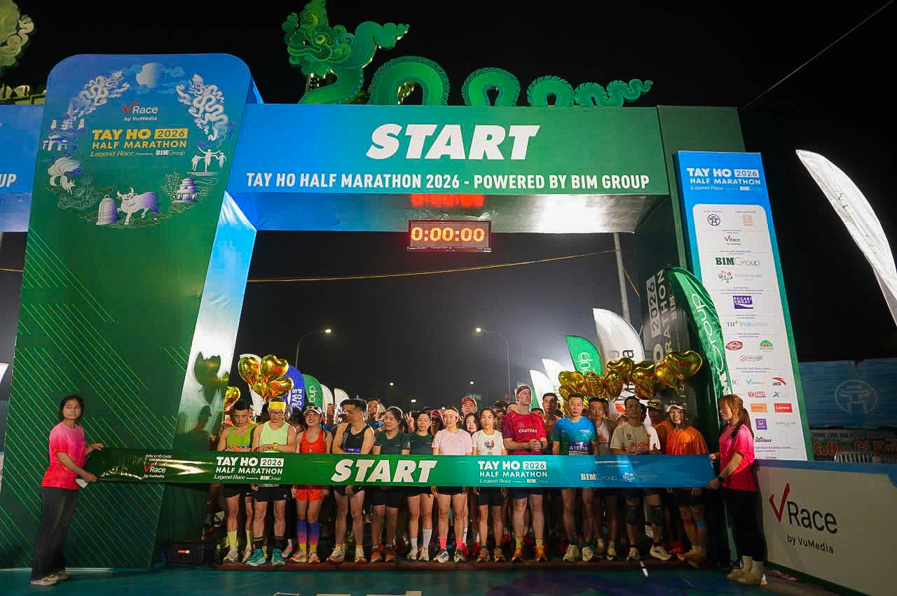 Hơn 10.000 VĐV hào hứng tham gia Tay Ho Half Marathon 2026- Ảnh 1. Hơn 10.000 VĐV hào hứng tham gia Tay Ho Half Marathon 2026- Ảnh 1.