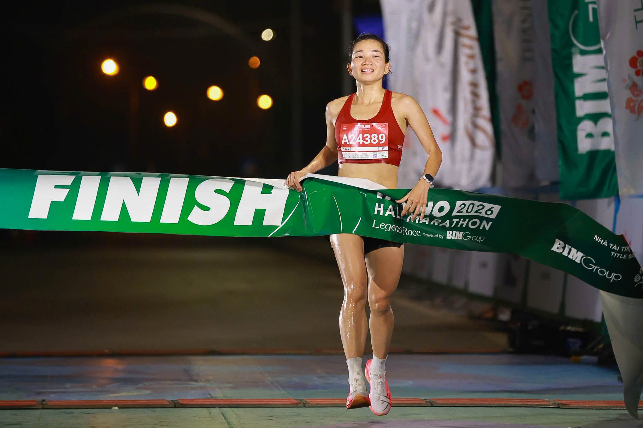 Hơn 10.000 VĐV hào hứng tham gia Tay Ho Half Marathon 2026- Ảnh 9. Hơn 10.000 VĐV hào hứng tham gia Tay Ho Half Marathon 2026- Ảnh 9.