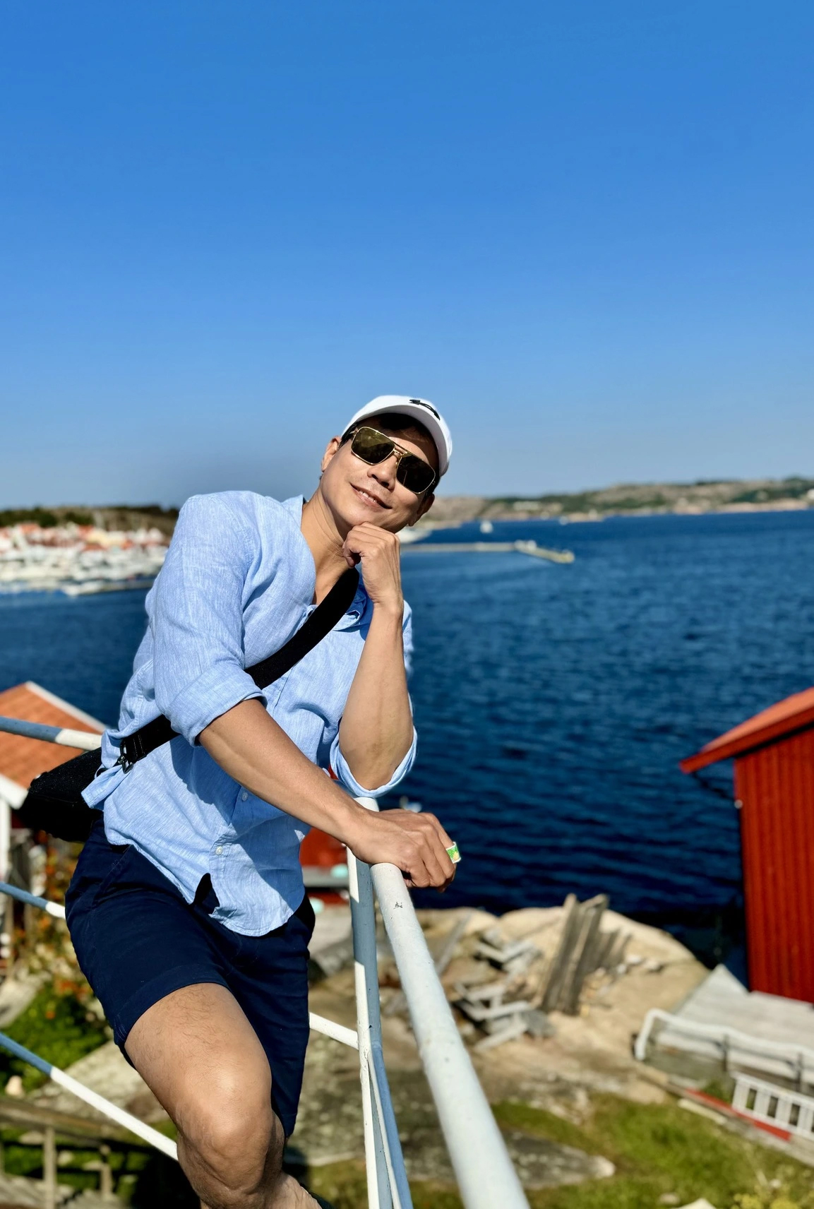 Cuộc sống giản dị, kín tiếng trong nhà vườn 800m2 của 