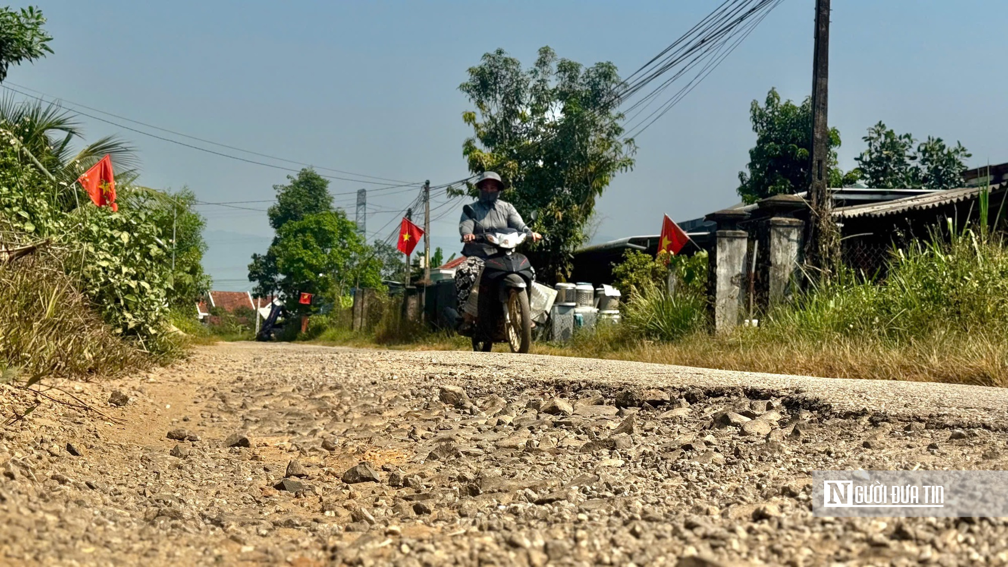 Quảng Ngãi: Đường liên xã xuống cấp nhiều năm, cản trở lưu thông và sản xuất- Ảnh 3.