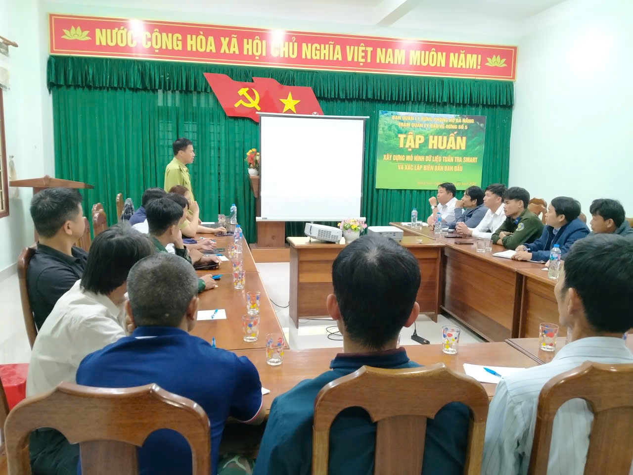 Ban Quản lý rừng phòng hộ Đà Nẵng tăng cường công tác tuyên tuyền trong năm 2026 - Ảnh 1.