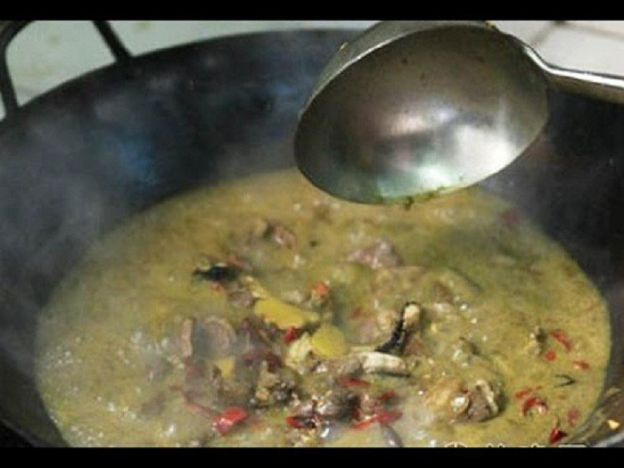 Đặc sản nghe t&ecirc;n &ldquo;mất vệ sinh&rdquo; khiến nhiều người r&ugrave;ng m&igrave;nh lại được xem l&agrave; m&oacute;n ngon thượng hạng - Ảnh 6.