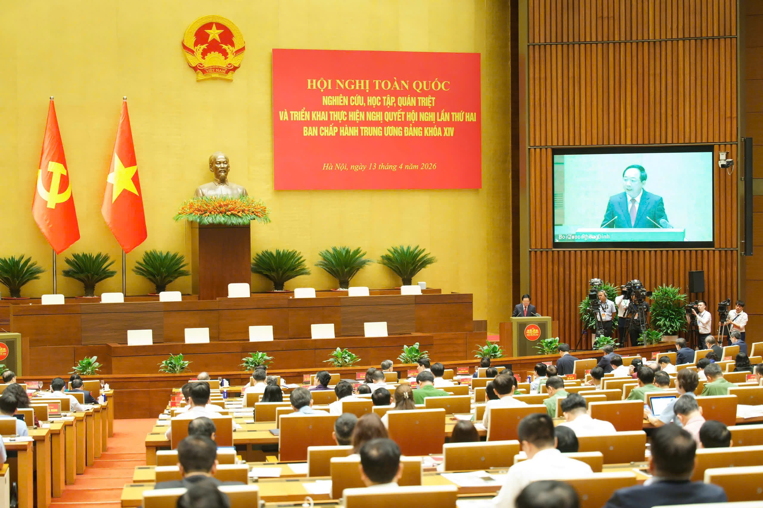 Ông Trịnh Văn Quyết: Chuyển từ “tuyên truyền một chiều” sang “quản trị, dẫn dắt và định hình nhận thức” - Ảnh 2.