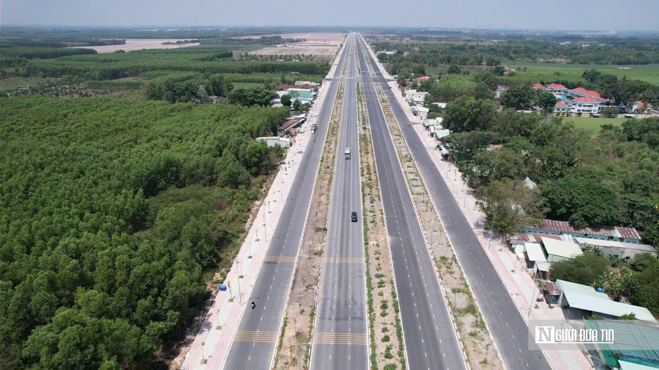 Đường 25B &ldquo;thay da đổi thịt&rdquo;: Trục xương sống Nhơn Trạch &ndash; Long Th&agrave;nh tăng tốc về đ&iacute;ch- Ảnh 3.